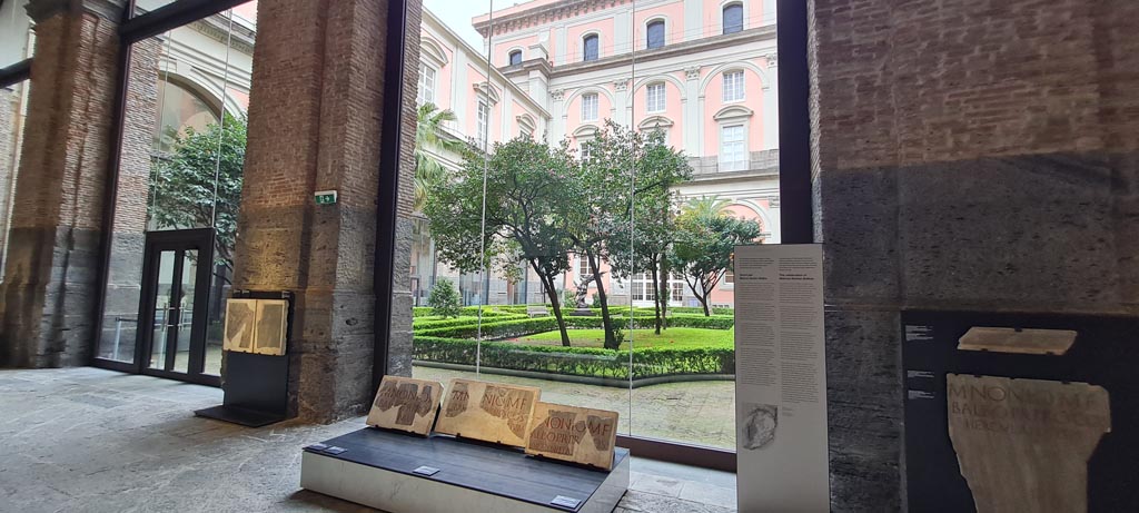 Herculaneum. April 2023.
Items on display in “Campania Romana” gallery of Naples Archaeological Museum. Photo courtesy of Giuseppe Ciaramella.